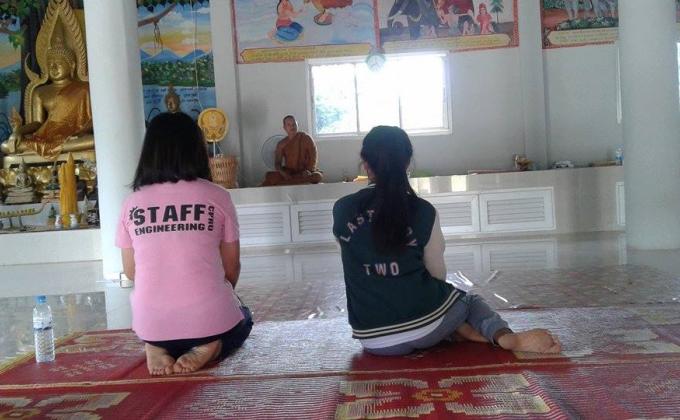 ทำบุญไหว้พระ และทำความสะอาดวัด