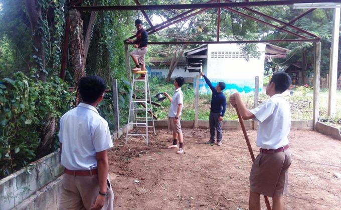 ทำโรงเพาะชำ