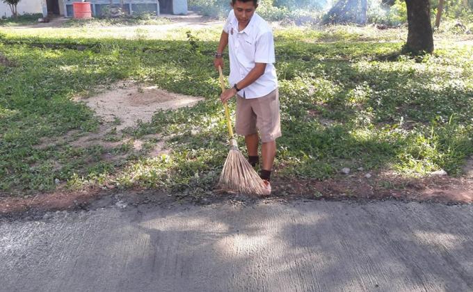 เทปูนทางไปห้องน้ำ