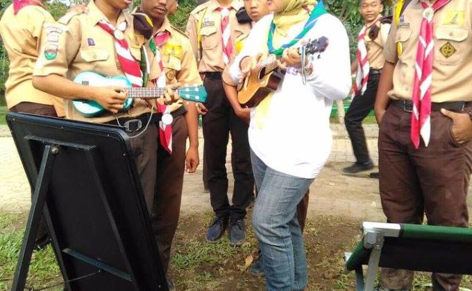 UKULELE FOR PEACE