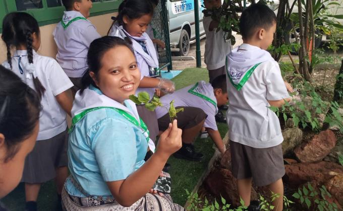 บำเพ็ญประโยชน์