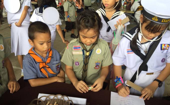 ฝึกร้อยลูกปัด