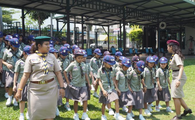 จิตอาสา ให้ความรู้เรื่องระเบีบบแถว 