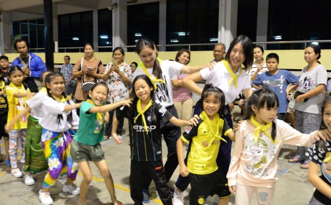 ผู้กำกับควบคุมดูแลเนตรนารี ในการเข้าค่ายลูกเสือสำรอง