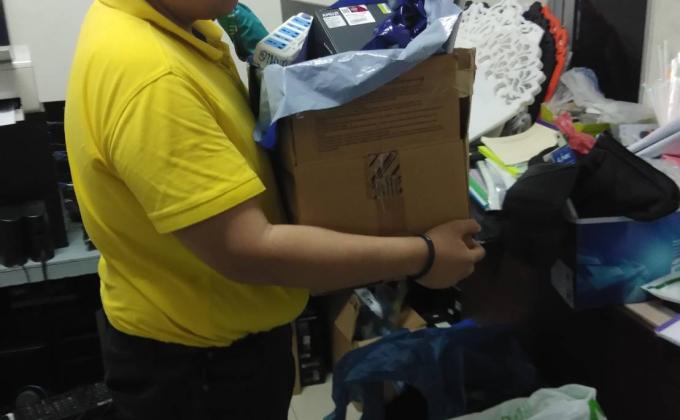 จัดของห้องศูนย์คอมพิวเตอร์