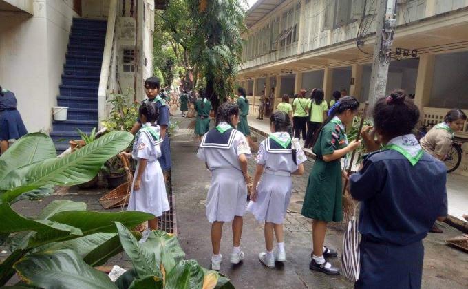 บำเพ็ญประโยชน์