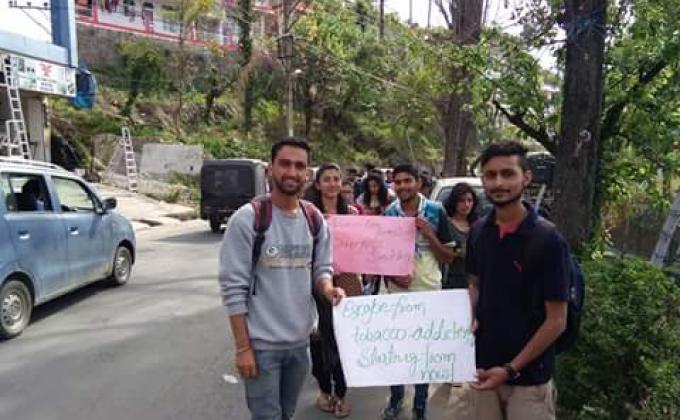 Silent march against tobacco 