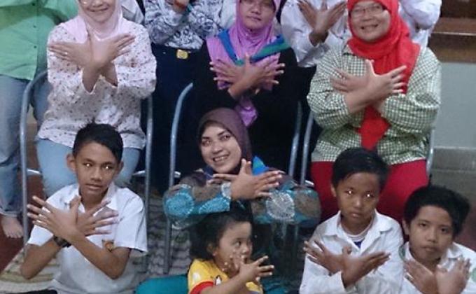 PRABUHI Literacy Club promote Morce-Training and Messengers of Peace for Non Scout Students in Bandung City-Indonesia