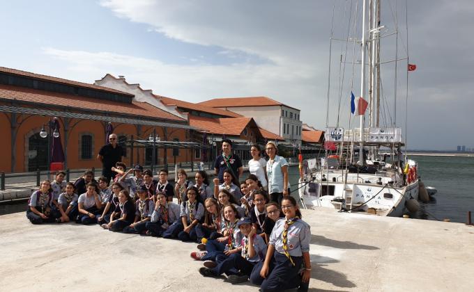 "WWF BLUE PANDA" SAILBOAT VISIT