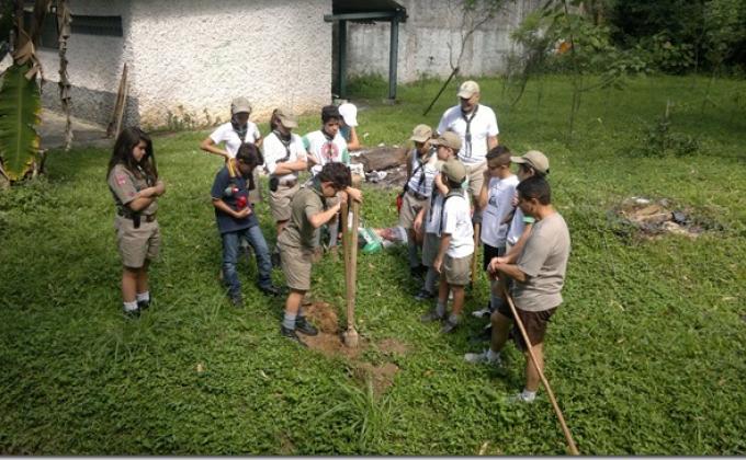 Floristic enrichment of a rainforest degraded area