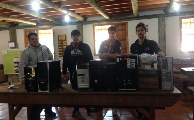 Inclusão Digital de Jovens Carentes