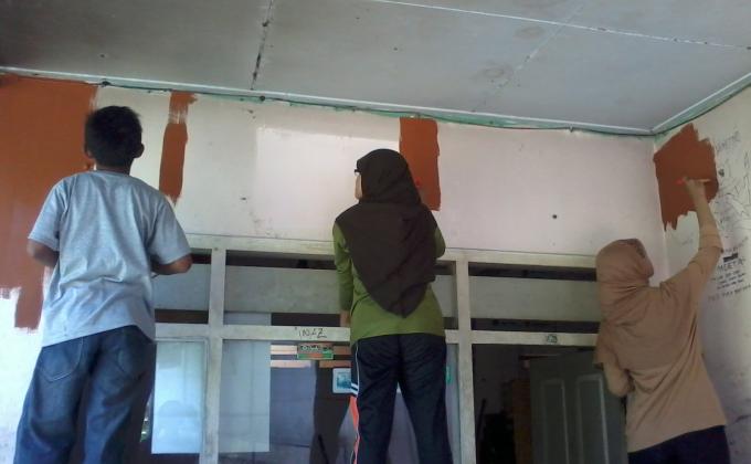Pengecatan Sanggar Pramuka