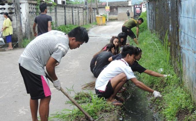 Clean Up Street