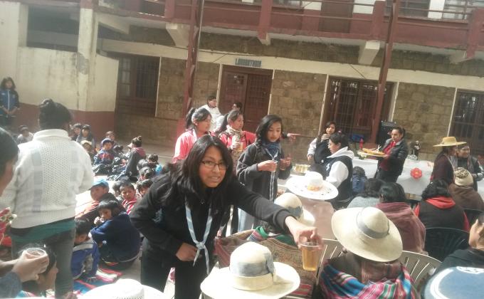 San Antonio de Padua 2015 : Ayudando a los mas necesitados