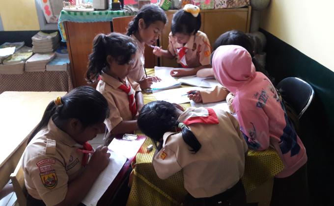 Latihan Pramuka Basis SD NEGERI CIHIDEUNG