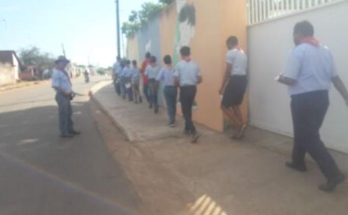 DECOLANDO COM A ZICA