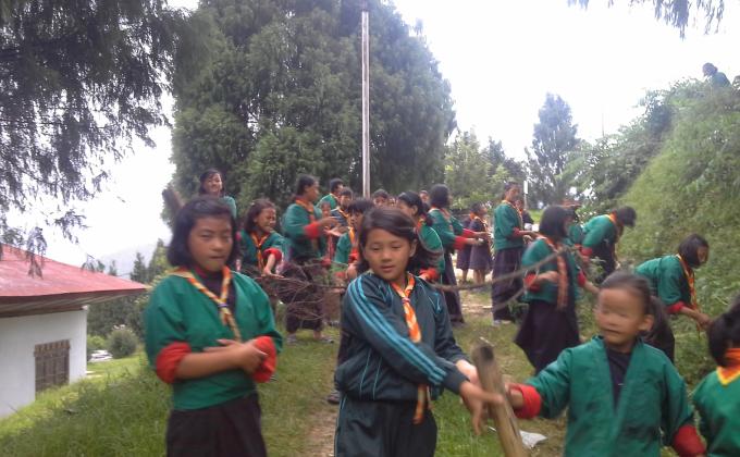 མཐའ་འཁོར་གཙང་སྦྲ།