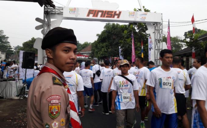 Celebrating the 71st Anniversary of the Indonesia Train Company (PT.Kereta Api Indonesia) with some Runners and Scout Journey for Peace team.