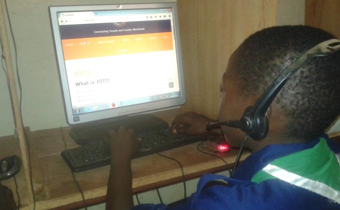 PREMIÈRE EXPÉRIMENTATION DU JOTA JOTI AU BURKINA FASO DANS UN CYBER
