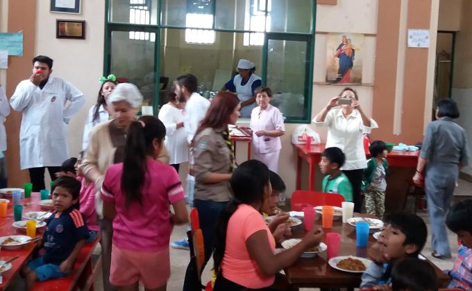 YO AYUDO AL COMEDOR INFANTIL CALA CALA