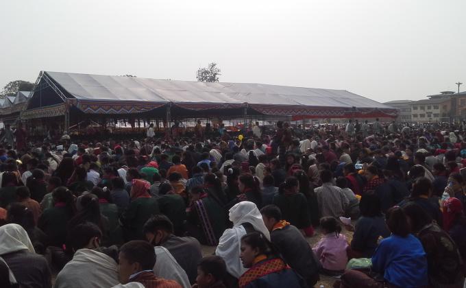 Crowed control
