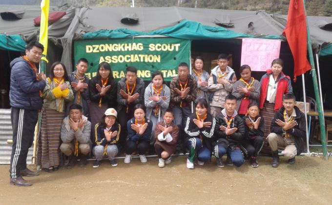 We can  help others by doing somthing small.