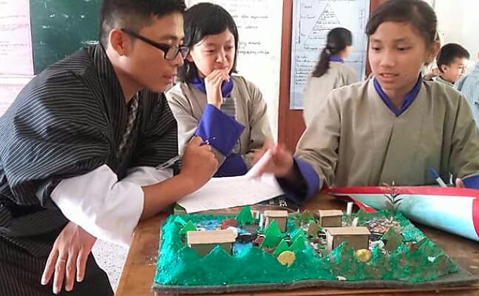 Theme" Connecting People To Nature". 