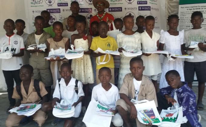 Célébration de  la journée internationale de la paix par les scouts messagers de la paix du Bénin
