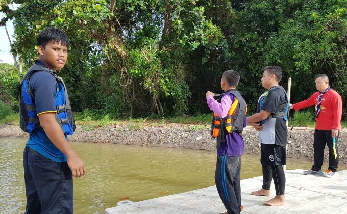 Membuat Aktiviti Laut Bersama Pengakap Laut Labuan