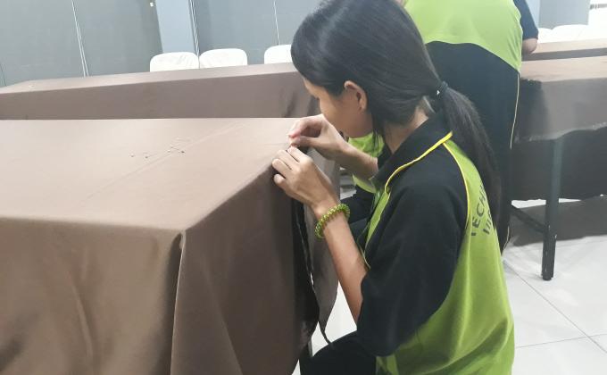 จัดจีบผ้า