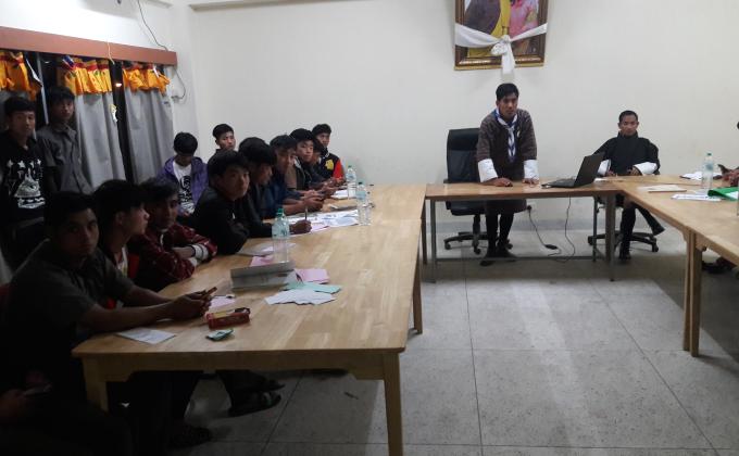 Encouraging young people to take peace action