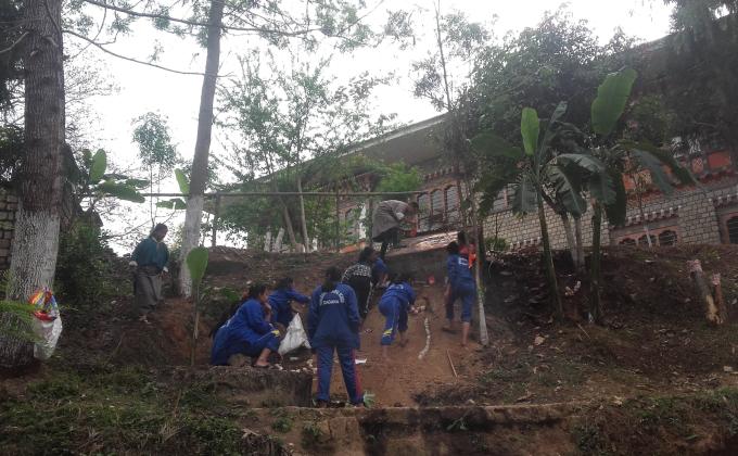 Scout Den for beautification of the places