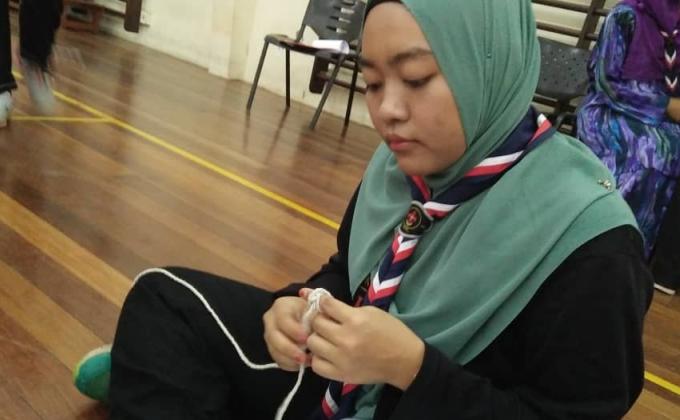 Belajar ikatan dan simpulan bersama pensyarah pengakap