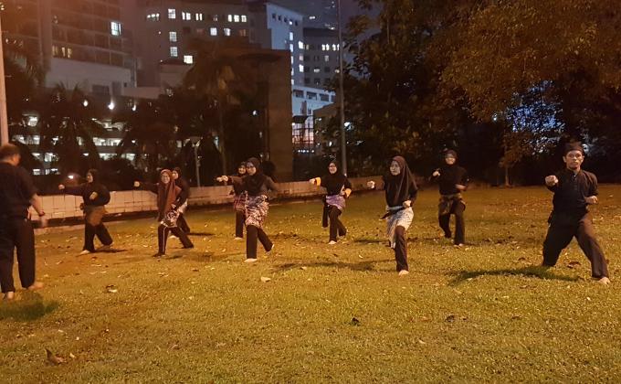 Latihan Silat Secara Santai