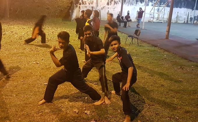 Latihan Senaman Silat
