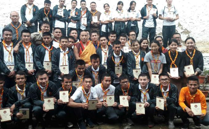 Community service at Tango Monastery 