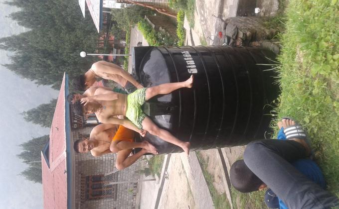 Cleaning of water tank.