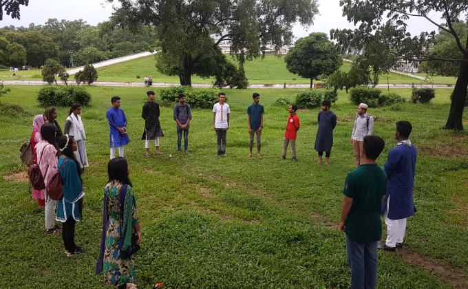 Weekly Crew Meeting 