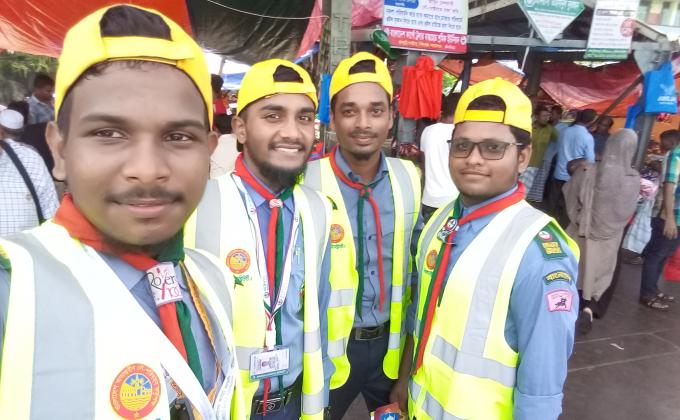 ঈদে ঘরমুখো যাত্রীদের সেবা দান ২০১৯। 