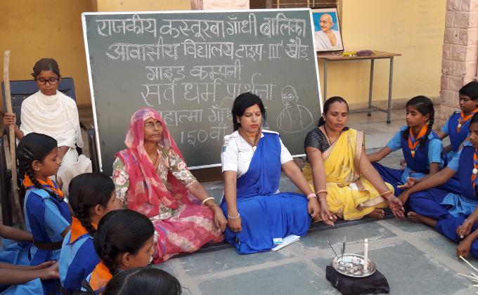 सार्वजनिक स्थल की साफ सफाई,सर्व धर्म प्रार्थना,स्वच्छ्ता रैली का आयोजन ,यूनिट लीडर सुमन चारण 