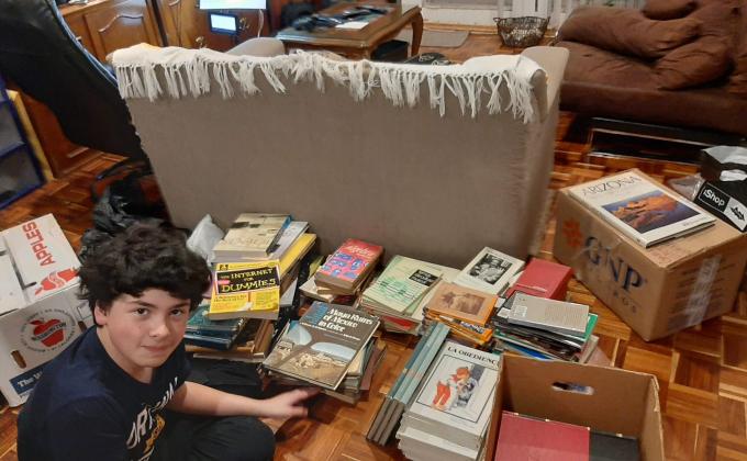 Proyecto de recaudación de libros  para donar a cárceles de mujeres