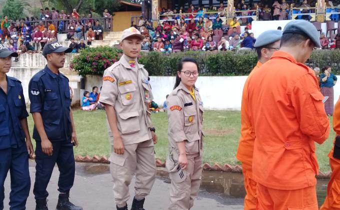 Volunteer for crowd control in wangdue Tsechu