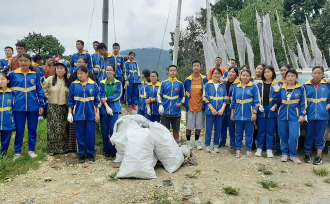 Cleaning campaign on World Peace Day