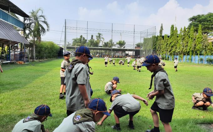 บำเพ็ญประโยชน์ภายในโรงเรียน