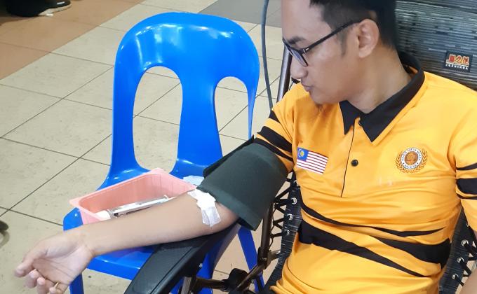 GIVE Blood SAVE Life
