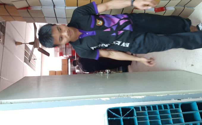 ช่วยยกของ