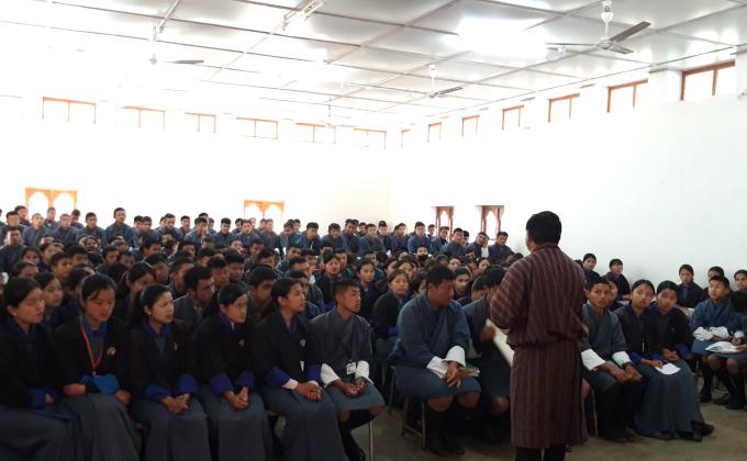 we the faculty of Damphu Central School conducted the value orientation week from 27th to 29th February, 2020 for  students. We have focused on topics like etiquette, smart concept, waste management, youth agencies and many other life skills.