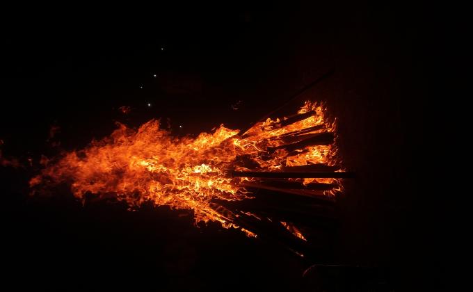তাবুজলসা-(Campfire)