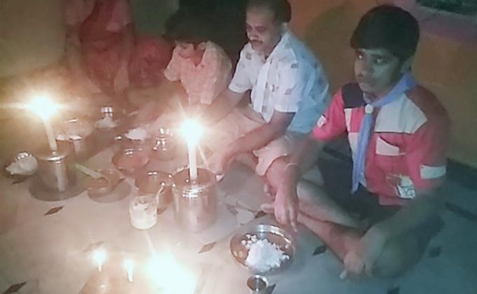 CHALLENGE C:- EARTH HOUR:- Challenge 4- #dinner-in-the-dark 