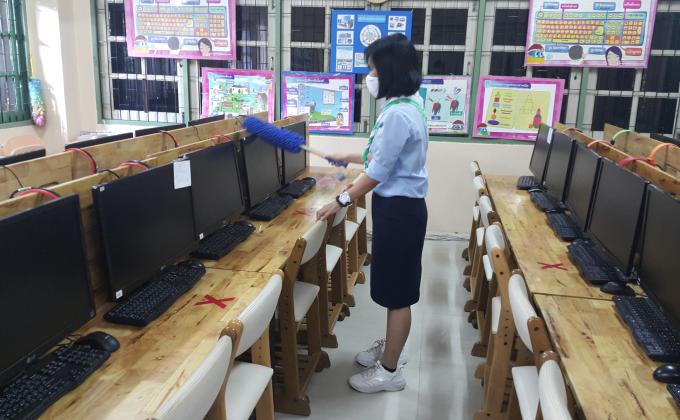 จิตอาสาทำความสะอาดห้องเรียน